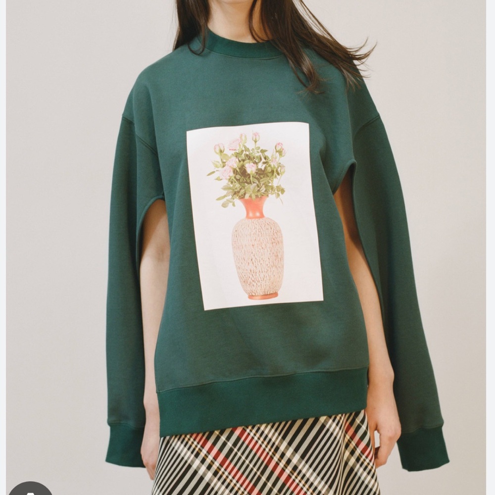 Ports 1961 Teal Sweatshirt with Arm Cut-Outs — Floral Vase Design